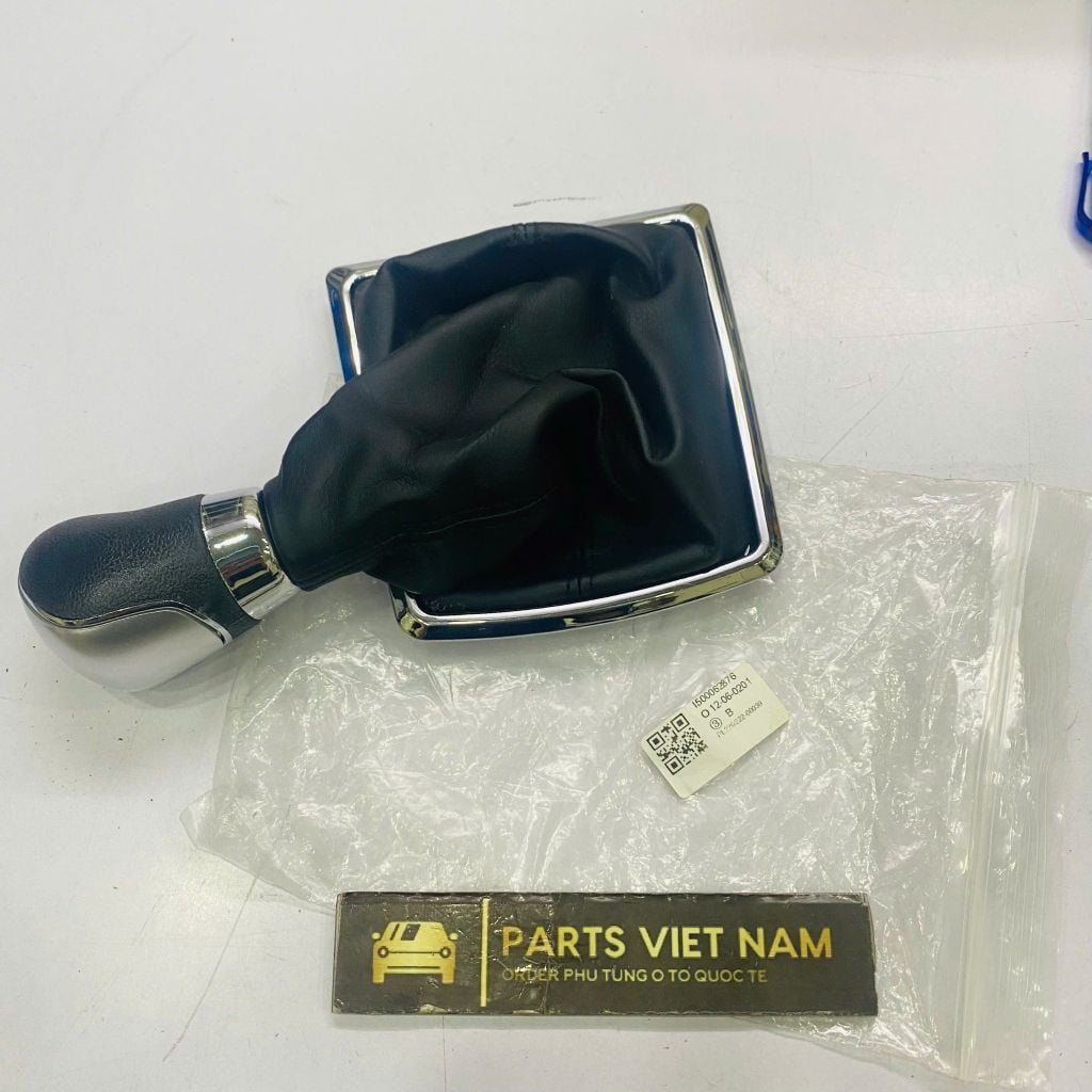 Tay nắm cần đi số hay quả đấm số sàn Ford Focus, Eco Sport đời 2012 - 2018. Hàng cao cấp. Mã 12060201