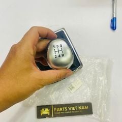 Tay nắm cần đi số hay quả đấm số sàn Ford Focus, Eco Sport đời 2012 - 2018. Hàng cao cấp. Mã 12060201