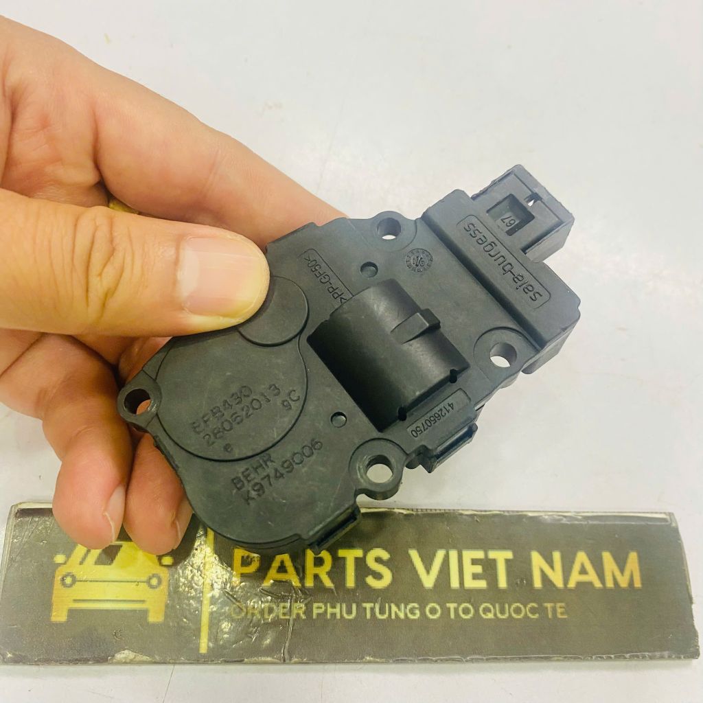 Mô tơ chia gió nóng lạnh Audi A4, A5, S5. Hàng Berh. Mã K9749005, 410475520, 412650750