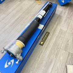 Giảm xóc sau hay phuộc sau liền tăm bông chụp bụi Mercedes W204 C180, C200, C220, C300, C350, C320, C280, C250 đời 2007 - 2014. Hàng Sachs thay 1 đôi bảo hành 6 tháng.  Mã  316610, A2043260500, A2043260600