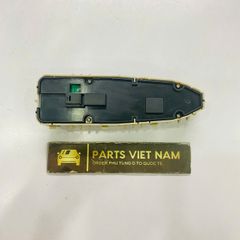 Công tắc lên xuống kính tổng cửa trước trái mầu Vàng Mercedes W205, C200, C300, C180, C350, W253 GLC200, GLC300, GLC260, W205 C180, C200, C300 đời 2015 - 2020 Hàng cao cấp bảo hành 3 tháng. Mã A2059056811, A2059051713