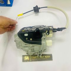 Cơ cấu ổ khóa cửa trước phải Audi A6, Audi A7 Quattro đời 2012 - 2018. Hàng cao cấp bảo hành 6 tháng đặt hàng 5 - 7 ngày. Mã 4G1837016B, 4G1-837-016-B
