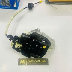 Cơ cấu ổ khóa cửa trước phải Audi A6, Audi A7 Quattro đời 2012 - 2018. Hàng cao cấp bảo hành 6 tháng đặt hàng 5 - 7 ngày. Mã 4G1837016B, 4G1-837-016-B