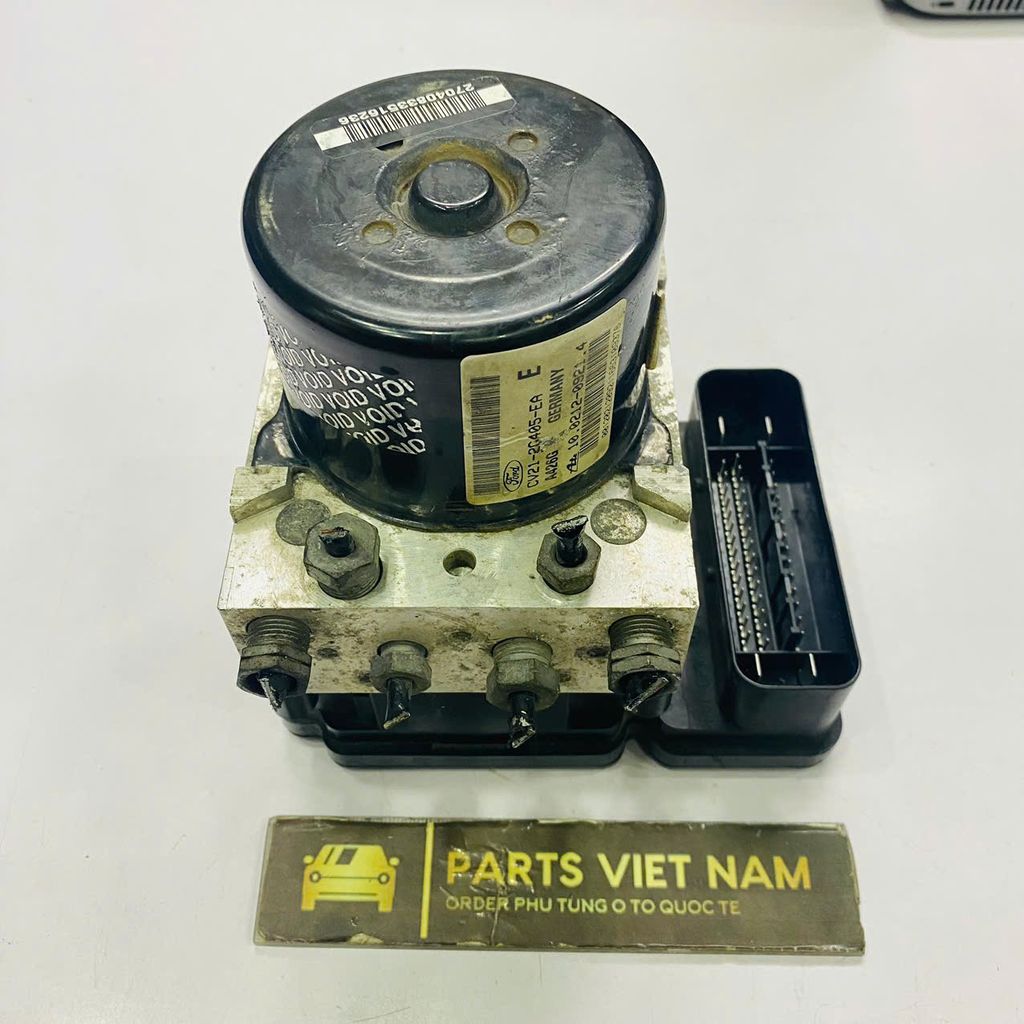 Cụm ABS Ford Fiesta đời 2012 - 2016. Hàng tháo xe nguyuên zin. Mã CV21-2C405-EA, CV212C405EA