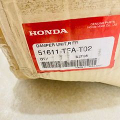 Giảm xóc trước hay phuộc trước Honda CRV 2.0 đời 2015 - 2019. Hàng xịn Honda. Mã 51611-TFA-T02, 51621-TFA-T02 ( 1 cây )