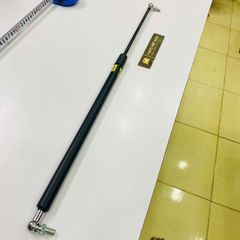 Ty chống nắp capo hay ca bô Toyota Land Cruiser, Lexus LX570 đời 2007 - 2015. Hàng cao cấp dài 65cm bảo hành 6 tháng. Mã 53440-69145, 5344069145, 53450-69155, 5345069155  ( 1 đôi )