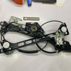 Compa lên xuống kính Audi TT đời 2008 - 2014. Hàng cao cấp đặt hàng 6 - 8 ngày. Mã 8J0837462 RH, 8J0837461 LH ( 1 cái )