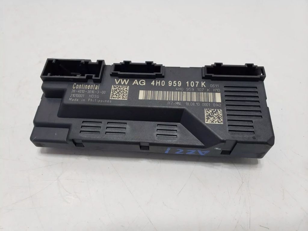 Hộp điều khiển cửa hậu hay mở cốp sau Porsche Panamera 3.0, 3.6, 4.8 đời 2012 - 2016. Hàng tháo xe US còn mới 95% đặt 18 ngày. Mã 4H0959107K