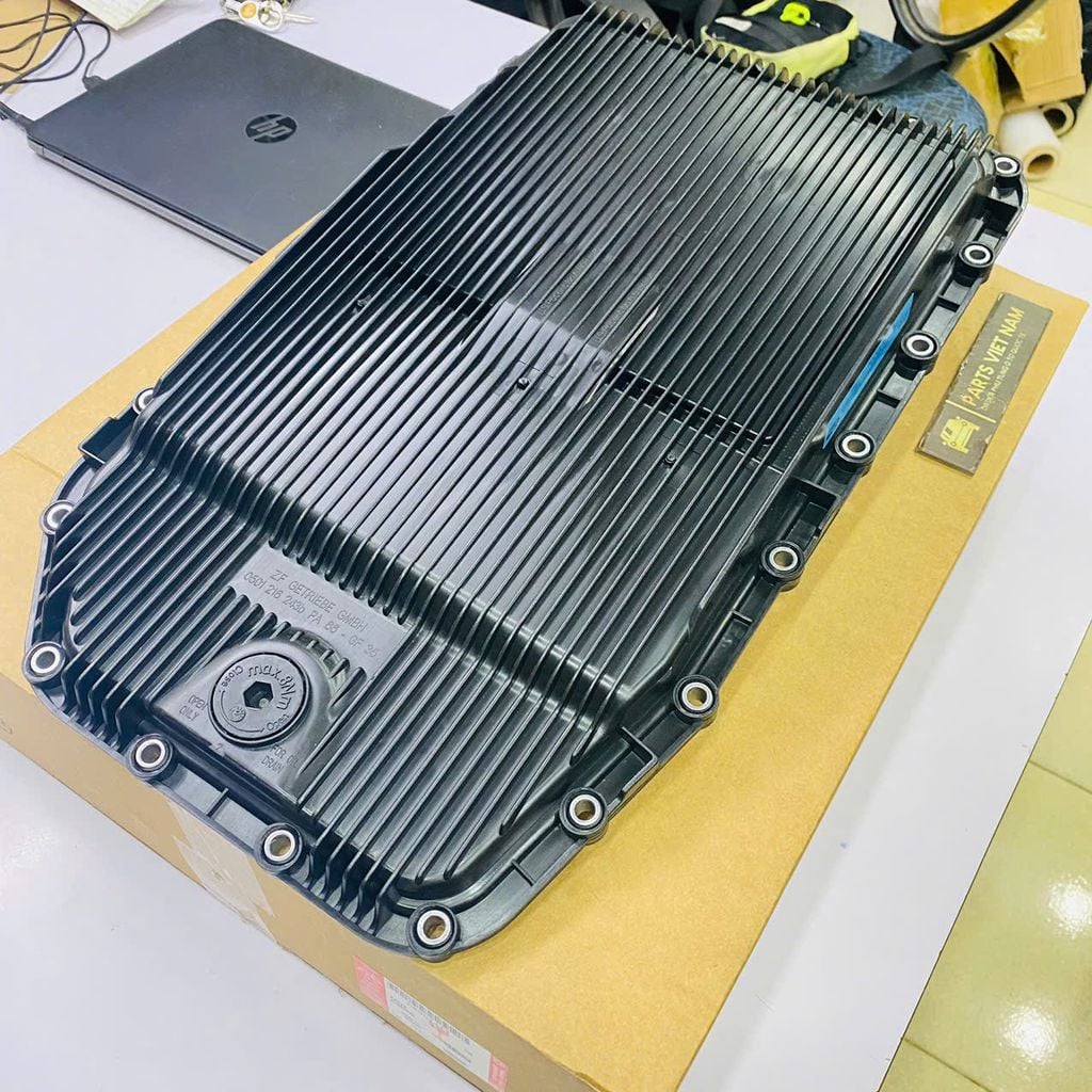 Lọc dầu nhớt số tự động BMW 7 Series (F01, F02), 5 Series (E60, E61), 6 Series (E63, E64), X5 (E70), Land Rover Range Rover Sport (L320), Jaguar XJ, XK đời 2003 đời 2015. Mã 0501216243, 24152333903, 24117571227, 24117522923, LR007474, C2C38963