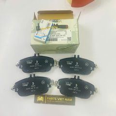 Má phanh hay bố thắng trước Mercedes W176 GLA250, GLA200 đời 20015 - 2020. Hàng cao cấp liền cảm biến báo mòn. Mã  A0004203002, A0004208700, A0004208903, A0084203720