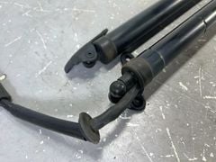 Ty chống cốp sau Lexus NX 200T, NX 300h đời 2015 - 2024. Hàng tháo xe còn 90%. Mã 68920-78011, 68910-78011, 6891078011, 6892078011 ( 1 cái )