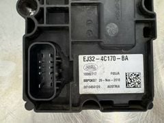 Hộp điều khiển cầu sau Land Rover Range Rover Evoque đời 2014 - 2017. Hàng tháo xe đặt 6 - 8 ngày. Mã EJ32-4C170-BA, EJ324C170BA