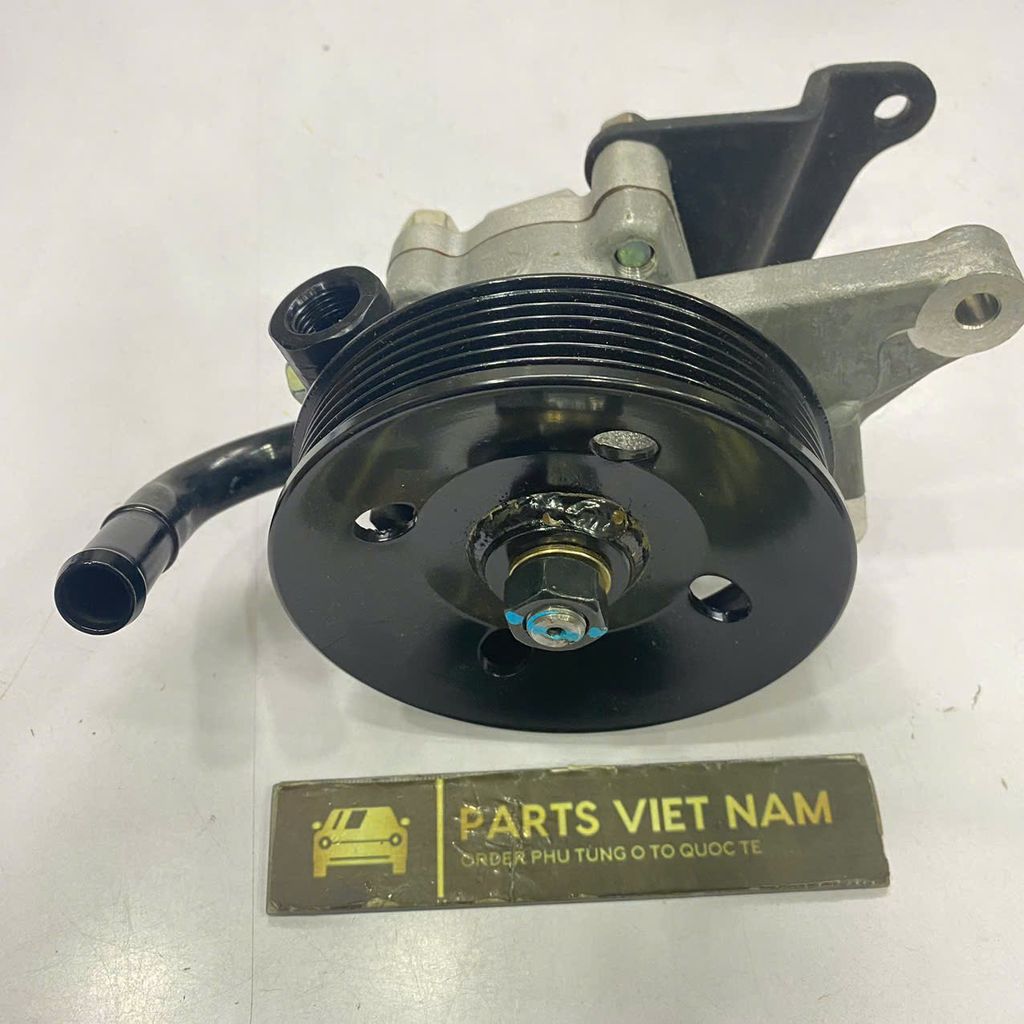 Bơm trợ lực Mercedes MB100 máy xăng đời 1997 - 2002. Hàng cao cấp. Mã 6614605180