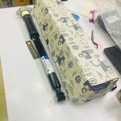 Giảm xóc sau hay phuộc sau liền tăm bông bát bèo Mercedes W204 C200, C250, C350, C300 đời 2007 - 2014. Mã 2043200131