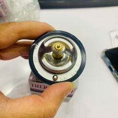 Van hằng nhiệt Suzuki Wagon. Hàng xịn Japan. Mã W48SA-78, 17670-73G01, 1767073G01