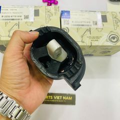 Cao su chân hộp số BMW F01, F02, F10, 740i. 740li, 528i động cơ N54, N52 đời 2011 - 2012. Hàng Bmtsr. Mã 22326775916, 6775916