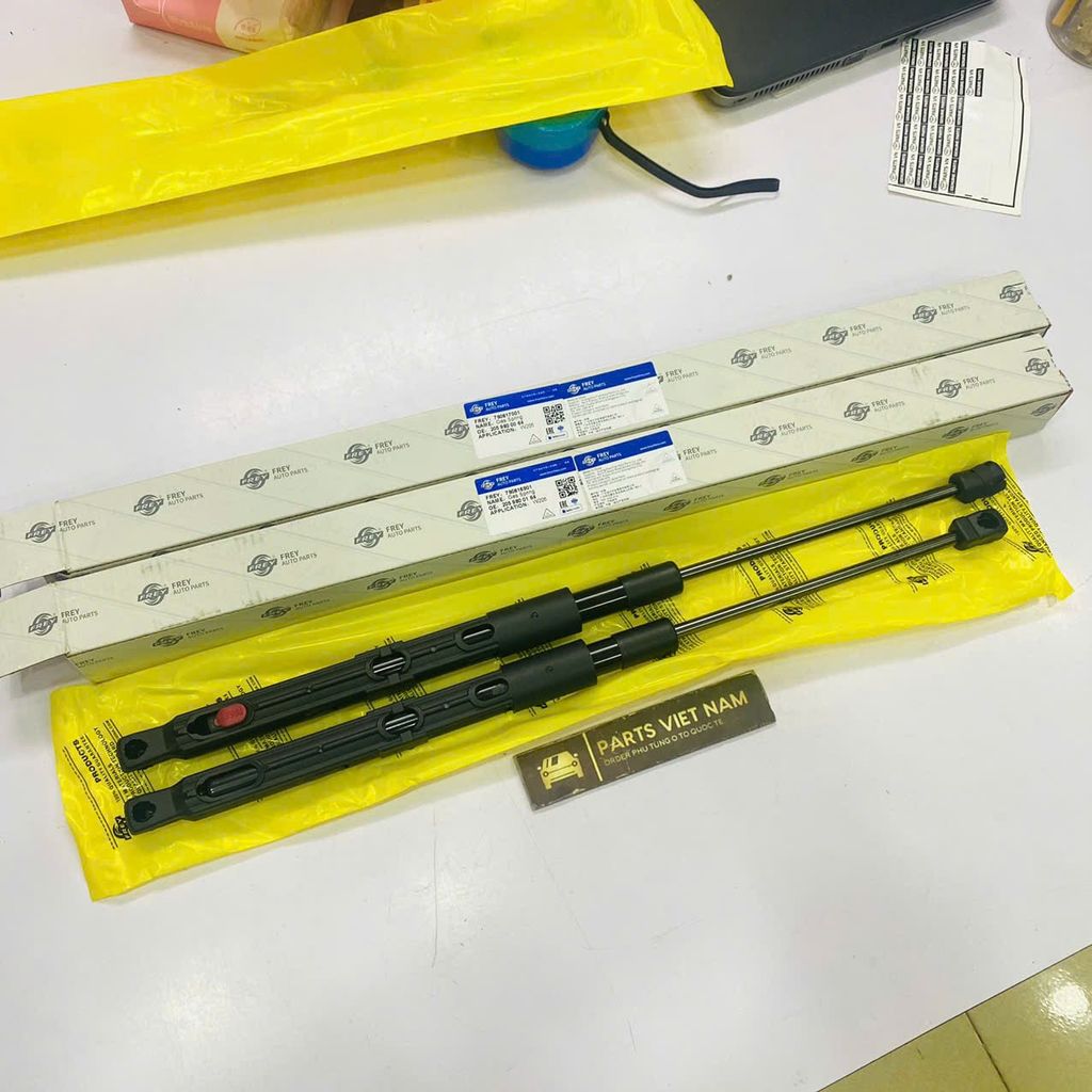 Ty chống nắp capo hay cabo Mercedes W205 C250, C300, C350 đời 2013 - 2019. Hàng Frey tổng dài 48 cm. Mã A2059800064, A2059800164 ( 1 đôi )