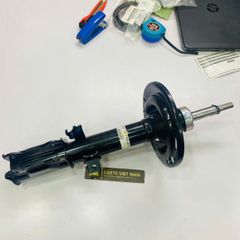 Giảm xóc sau hay phuộc sau bên phải Toyota Camry 2.0 ASV50 đời 2013 - 2019. Hàng Showa Japan. Mã 48530-06790, 48530-06720, 48530-06670, 48530-09V20, 48530-09Y60, 48530-8Z007