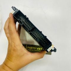 Hộp điều khiển hộp số tự động (TCU) Mercedes C-Class W203 C180, E-Class W210 E240, E280, S-Class W220 S320, S350, S500. Đời 2000 - 2007. Hàng xịn tháo xe còn mới 90%. Mã A0305452332