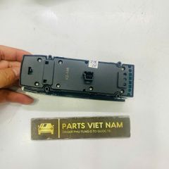 Công tắc lên xuống kính tổng Mercedes W117, W156 CLA180, CLA200, CLA250, CLA220, GLA220, GLA250, GLA200, GLA250 đời 2013 - 2024. Hàng cao cấp. Mã 1669054400
