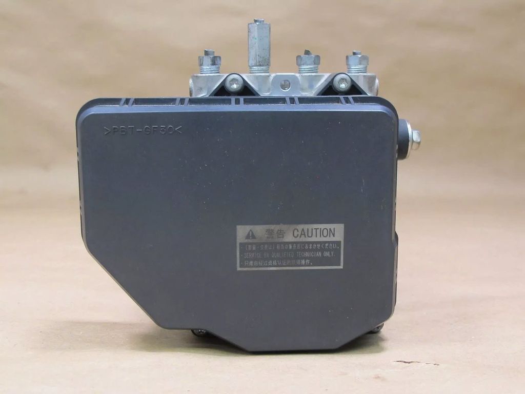 Cụm Abs Lexus IS250, IS350 máy 3.5 động cơ 2GR đời 2008 - 2012. Hàng tháo xe US chuẩn mã còn 90%. Đặt hàng 18 ngày. Mã 44540-53320, 89541-53170