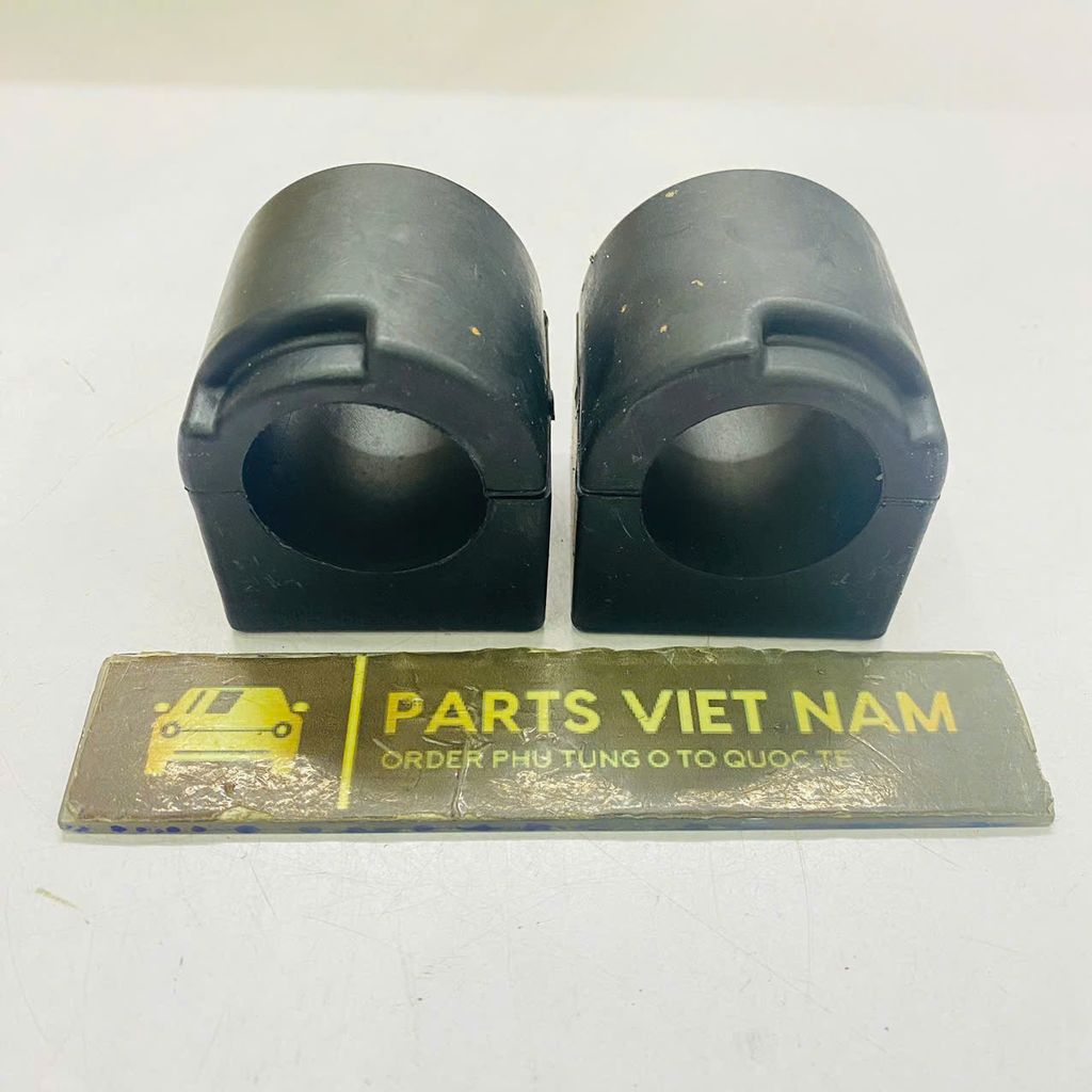 Cao su ốp cân bằng hay cánh cung trước Mercedes W213 E250, E300, E350 đời 2017 - 2024. Hàng Frey. Mã A2053232700 ( 1 quả )
