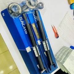 Giảm xóc trước hay phuộc trước Mercedes W205 C200, C220, C250, C300, C350 đời 2015 - 2022. Hàng Sachs Đức. Mã 318063, A2053200130, A2053202330, A2053208330, A2053209230 ( 1 cây )