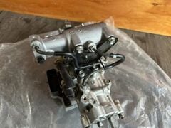 Cụm tổng phanh ABS Lexus ES300h Hybrid đời 2013 - 2015. Hàng tháo xe US còn 90%. Đặt hàng 18 ngày. Mã 47210-33150, 47270-47030, 47200-47040