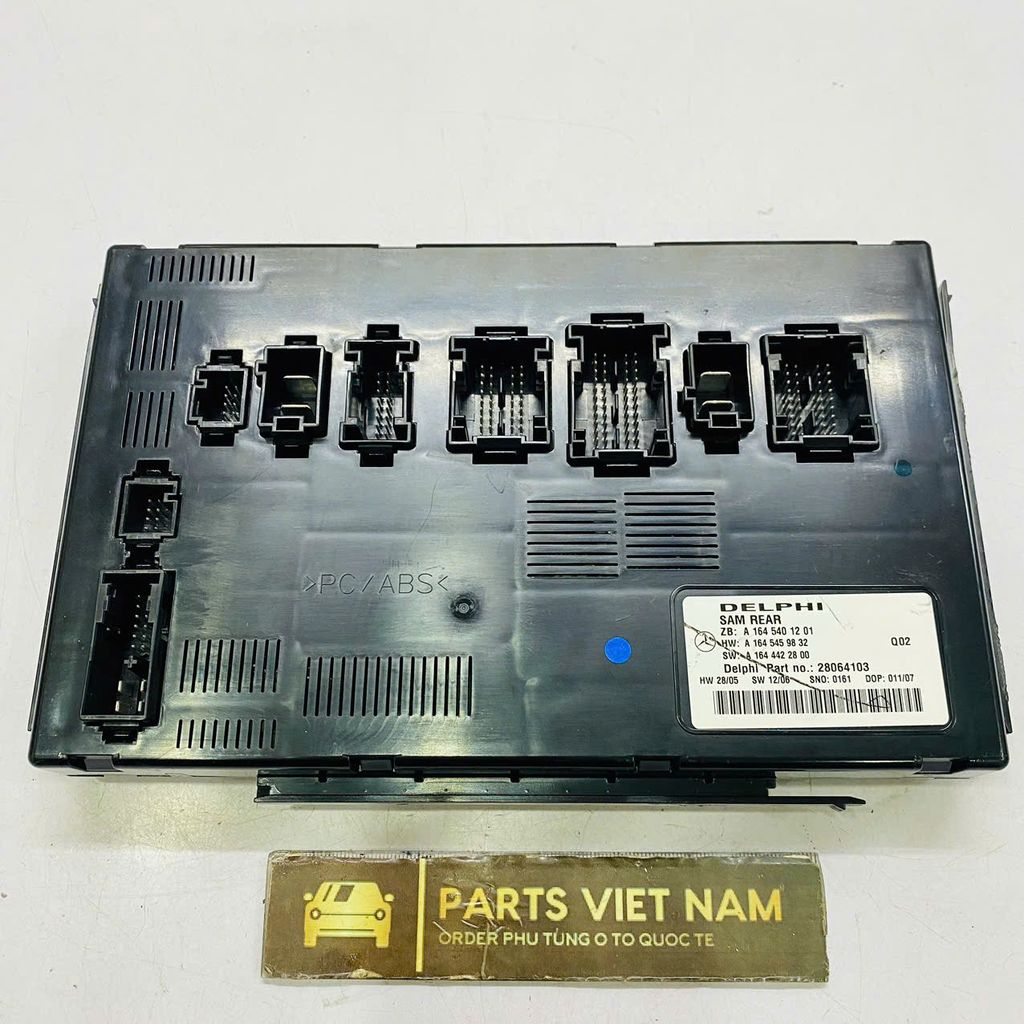 Hộp sam sau Mercedes W164 GL350, GL450, GL500, GL550, ML350, ML500, GL320, ML320, R350, R320, R500 đời 2006 - 2012. Hàng tháo xe nguyên zin. Mã A1645401201, A1644404701, A1649005401, A1645457616, A1649025700, A1649007200, A1644404601, A1644424000