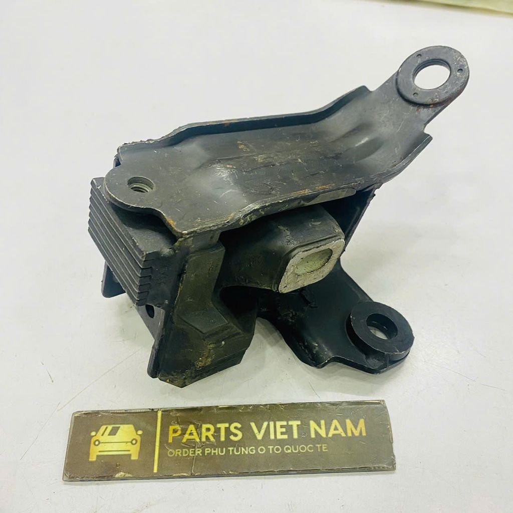 Cao su chân máy số 4 hay chân hộp số Mazda 2 đời 2014 - 2019. Hàng xịn Mazda. Mã DA6V39070B