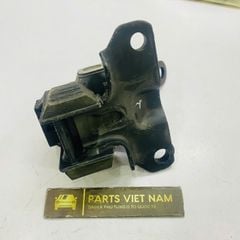 Cao su chân máy số 4 hay chân hộp số Mazda 2 đời 2014 - 2019. Hàng xịn Mazda. Mã DA6V39070B