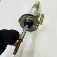Giảm xóc trước hay phuộc trước bên trái có cảm biến điện BMW E65, E66, E67, 760i, 730 li, 735 li, 740 li, 745 i, 750 li. Hàng xịn tháo xe còn 90%. Mã 31316786539, 31316752597, 31316753187, 31316762727, 31316770165, 31316786531, 31316786533, 31316786535