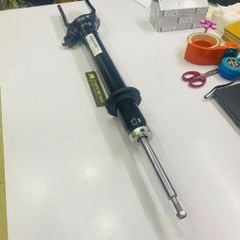 Giảm xóc hay phuộc trước Mercedes W164, X164 GL320, GL350, GL320, GL420, GL450, GL500, ML280, ML300, ML320, ML420, ML450, ML500 đời 2006- 2012. Hàng cao cấp đặt hàng 4 - 6 ngày. Mã A1643204513, A1643206113