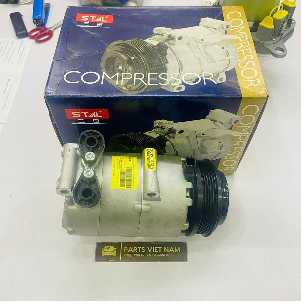 Lốc lạnh hay lốc điều hòa Ford Focus máy 1.8 và 2.0 đời 2005 - 2012. Hàng Stal China. Mã 6M5H19D629AB