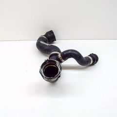 Ống nước trên két nước bên trái số 140 Mercedes W253 động cơ M264 E350, GLC300 đời 2020 - 2025. Hàng xịn đặt hàng 4 - 6 ngày. Mã A2385019200