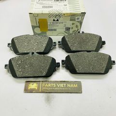 Má phanh hay bố thắng trước Mercedes W205 C180, C200, C220, C160, C220, W213, E200, E220, E180 đời 2014 - 2024. Hàng cao cấp. Mã A0004208700, A0004208903, A0004209703, A0084203620, A0084203720 ( 1 bộ )