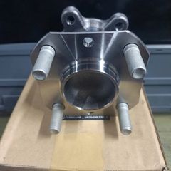 Cụm bi moay ơ hay bạc đạn bánh sau Mazda 2 đời 2015 - 2020. Hàng xịn Mazda Japan. Mã D09H-26-15X, D09H2615X