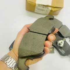 Má phanh hay bố thắng trước Audi A4, A5, A6, A7, Q5, S4, S5 đời 2009 - 2015. Hàng cao cấp Faw Audi China. Mã 8K0698151, 8K0698151L, 8K0698151D 8K0698151H