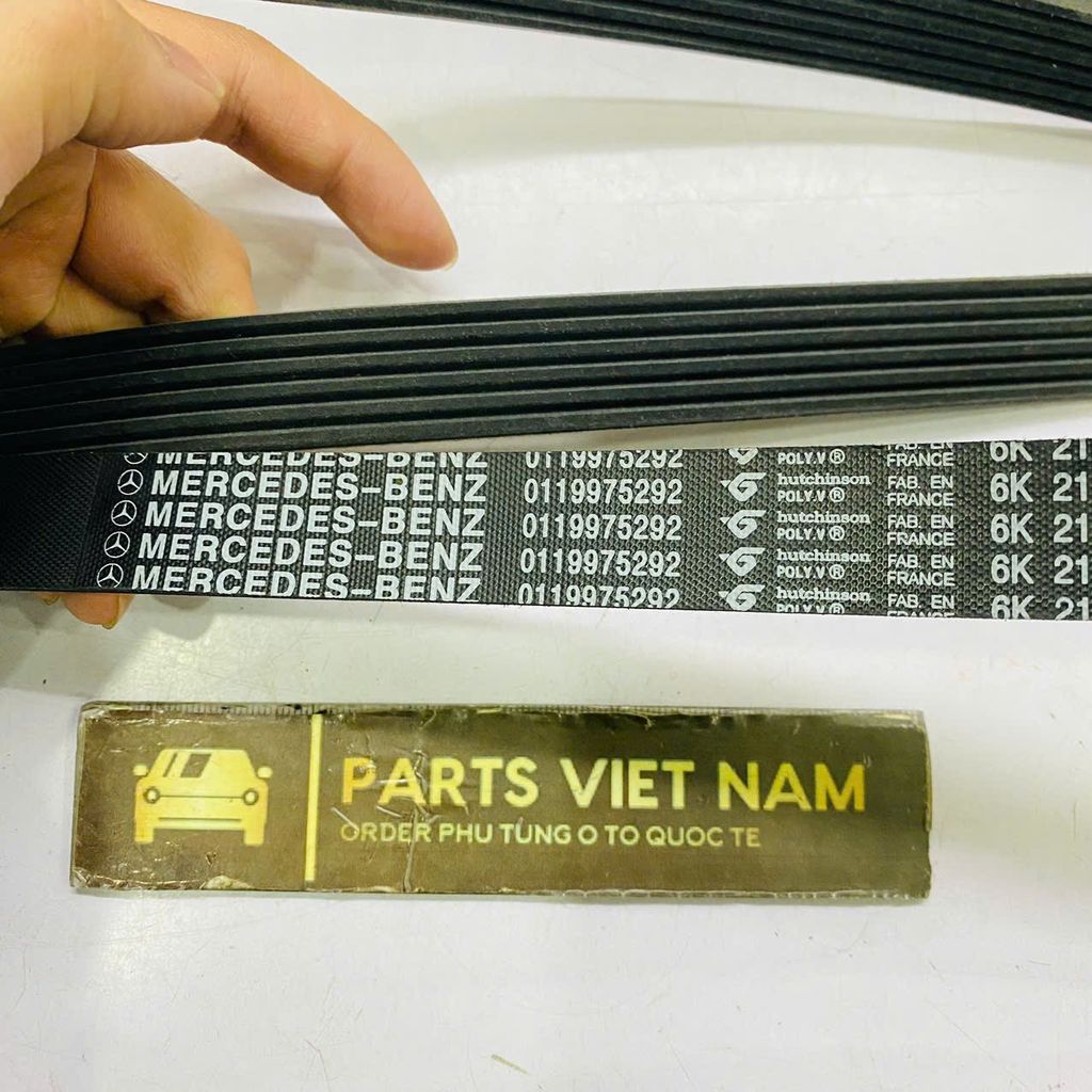 Dây curoa tổng Mercedes W204, W163, W221, S250, ML320, GLK250, GLK200, E250, C180, C200, C250 đời 2007 - 2015. Hàng cao cấp bảo hành 6 tháng. Mã 6PK2155, 6PK2153, 6PK2154, 6PK2156, 6PK2157, A0019933496, A0039930396, A0119971992, A0119975292, A0129975292