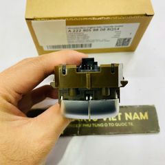 Công tắc lên xuống kính cửa trước bên phải hoặc phụ đế nâu Mercedes W213 E300, E200, , E220, E350, W222, S400, S600, S500, S450, S300, S350 đời 2016 - 2024.Hàng cao cấp bảo hành 3 tháng. Mã A2229059808, A2229051505