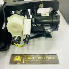 Bình lọc thu hồi hơi xăng có than hoạt tính hoặc bầu canister Land Rover Discovery Sport, Range Rover Evoque Autobiography, HSE, HSE Dynamic, SE, máy 2.0 đời 2012 - 2019. Hàng tháo xe còn đến 90%, đặt hàng 3 - 5 ngày. Mã LR048421, LR027449