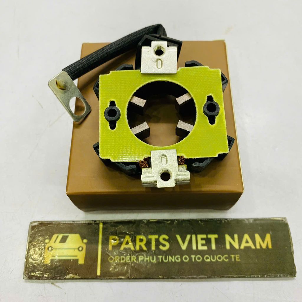 Giá than đề, chổi than đề xe Ford Laser, Mazda 323 đời 2000 - 2005. Hàng Cao cấp. Mã M321X04471