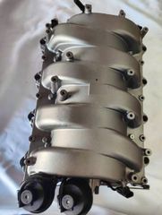Cổ hút gió nhôm, hay cổ khí nạp động cơ M273 cho Mercedes W212, W463, W164, W251, W463. M164, W221, CLK500, E500, G500, GL450, GL500, ML500, R500 đời 2006 - 2015. Hàng xịn Mer tái sản xuất mới 99%, đặt hàng 3 - 5 ngày. Mã A2731400701