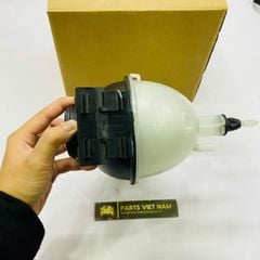 Bình nước phụ, bình nước làm mát động cơ Mercedes W204, W212 C180, C200, C300, C250, C350, CLS350, CLS500, E400, E350, E200, E250, E300, GLK200, GLK250, GLK300, GLK350 đời 2007 - 2012. Hàng cao cấp. Mã A2045000049, A2045000549, A2045000749