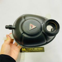 Bình nước phụ, bình nước làm mát động cơ Mercedes W205 C200, C180, C350, C300, C250, W213, E200, E300, E400 đời 2014 - 2024. Hàng cao cấp. Mã A2055000049