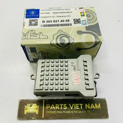 Trở quạt giàn lạnh hay quạt gió điều hòa Mercedes W203, C180, C200, C240, W209, CLK200, CLK240, CLK320, W211, E200, E240, E280, E350, W463, G400, G500. W220 S320, S350, S400 đời 2004 - 2011. Hàng Bmtsr. Mã A2038214058