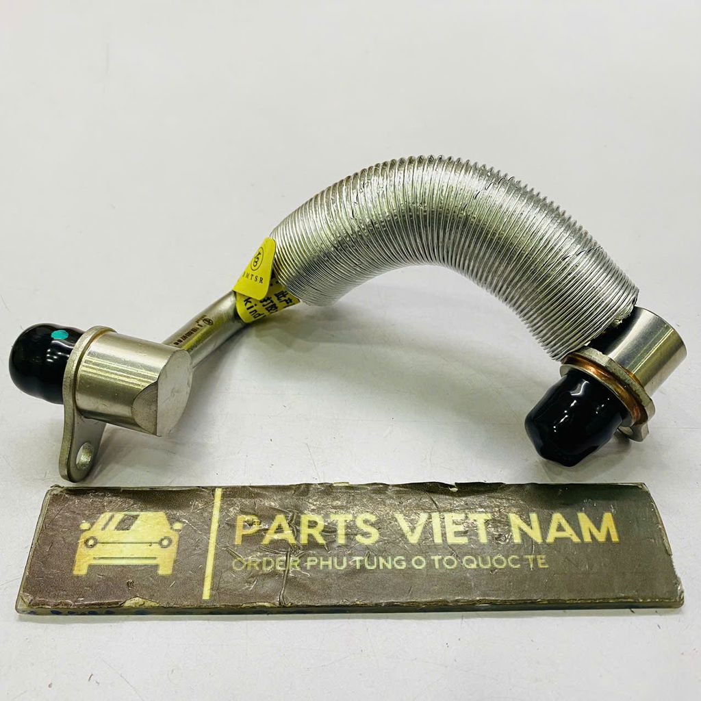 Ống nước làm mát turbo bên trá BMW F20, F21 125i, F22, F23 220i, F30, 320i, 328i, F11, F10 520i, 528i, E84 X1, F25 X3, F15 X5, đời 2011 - 2017. Hàng Bmtsr. Mã 11538663517, 11538853293, 11538626655, 11537588936