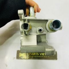 Cút nước hay cổ chia nước liền cảm biết nhiệt độ nước Ford Focus đời 2005 - 2015. Hàng cao cấp. Mã 1S7G8K556AJ, 4M5G8K556EB, 6G9G8K556AA