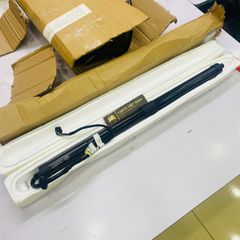 Ty chống cốp sau điện hay cửa hậu Land Rover Range Rover Evoque L538, HSE Dynamic, SE, SE Dynamic, SE Premium đời 2012 - 2019. Hàng cao cấp đặt hàng 3 - 5 ngày. Mã LR061667, LR025444, LR135655, LR051452, LR081964, LR105392, ( 1 cây RH = LH )