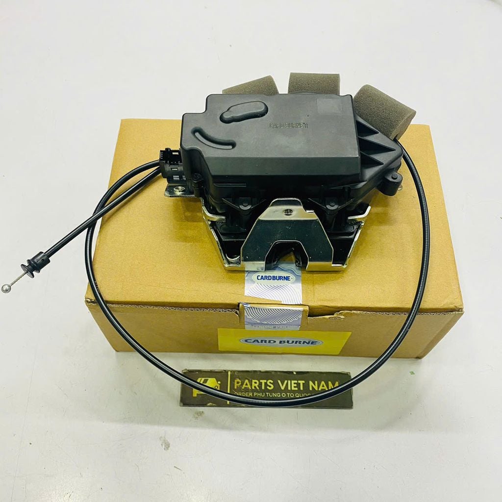 Cơ cấu khóa cốp hay cửa hậu Mercedes W164 ML280, ML320, ML350, ML500, W251, R320, R280, R350, R500 đời 2005 - 2011. Hàng cao cấp đặt 8 - 12 ngày. Mã A1647400735